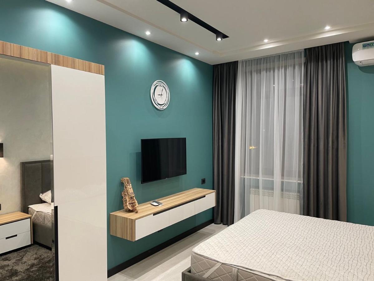 Luxury Modern Apartment In The Center Of 예레반 외부 사진