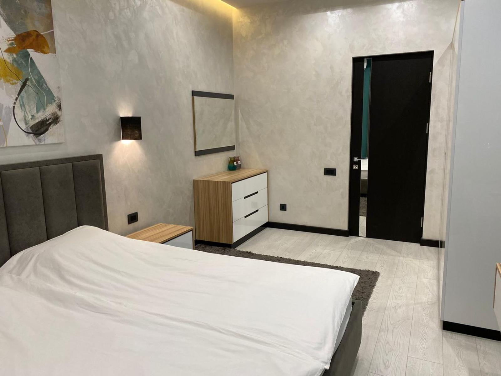 Luxury Modern Apartment In The Center Of 예레반 외부 사진