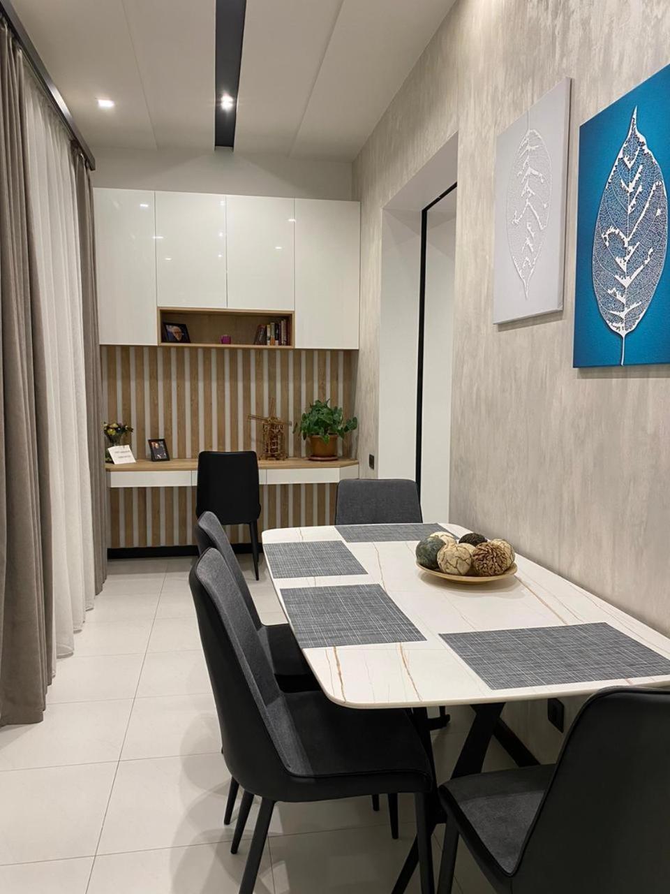 Luxury Modern Apartment In The Center Of 예레반 외부 사진